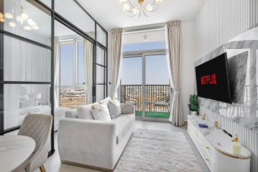 Luxury Apt in Dubai Hills Burj Khalifa views